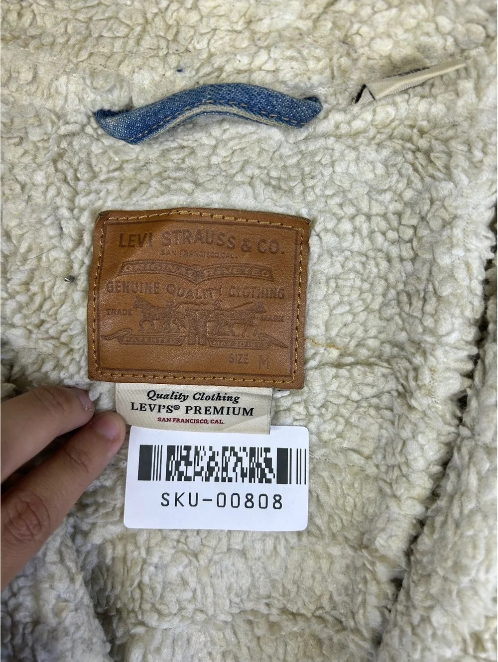 Levi's Sherpa Lined Denim Jacket Sz M Chore Coat Barn Outdoor Western Work Light